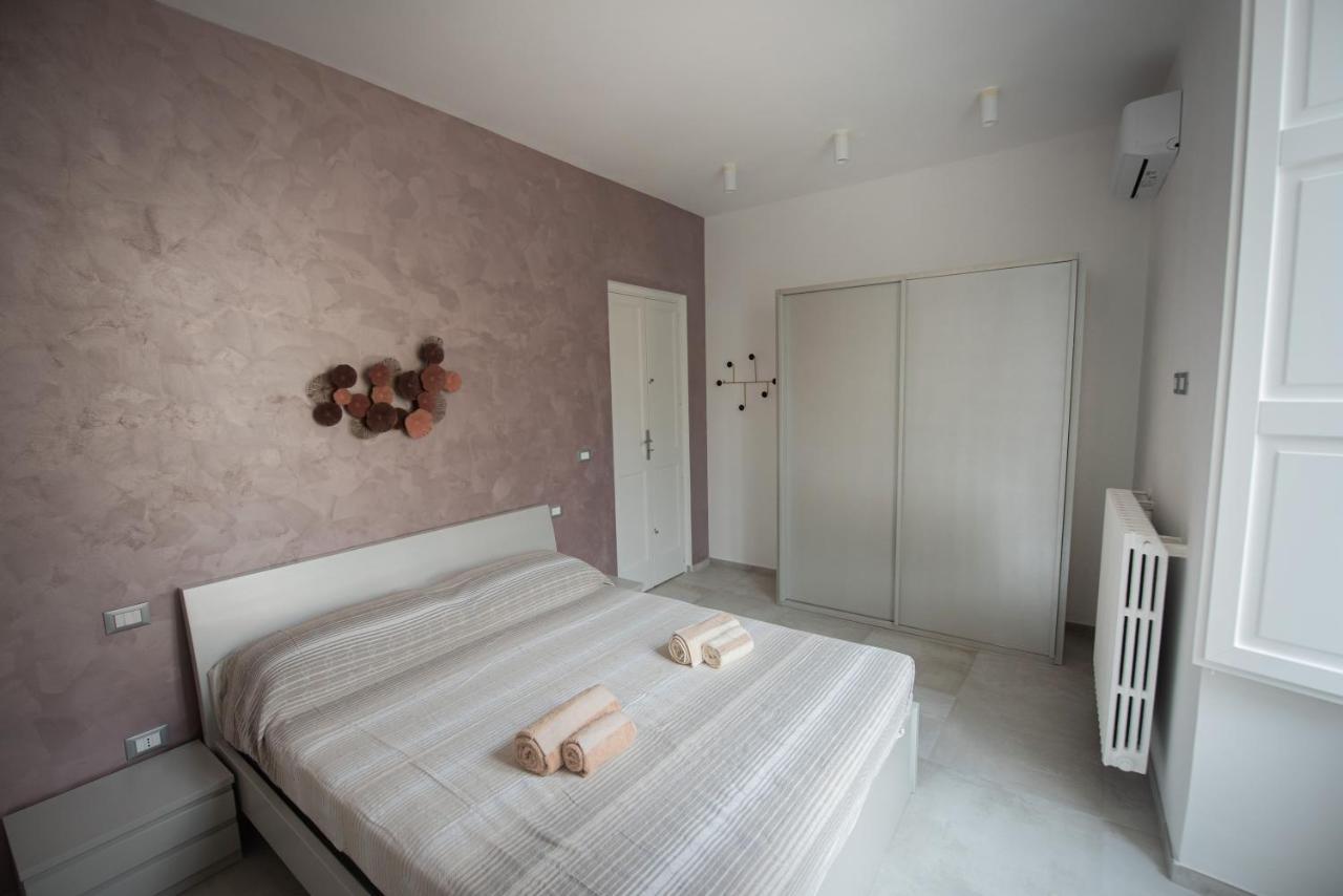 Apartamento Lecce Santa Chiara Terrace Piano Rialzato Exterior foto