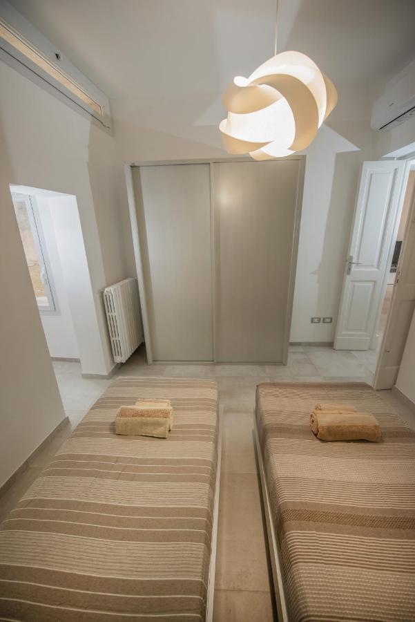 Apartamento Lecce Santa Chiara Terrace Piano Rialzato Exterior foto
